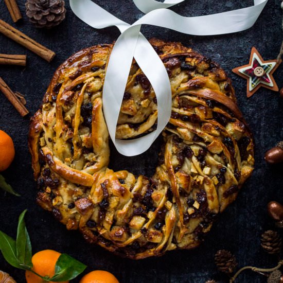 Mincemeat, Marzipan & Apple Bread