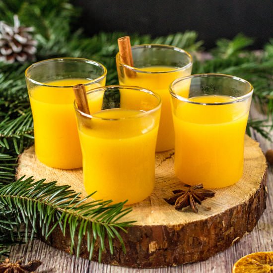 Hot Christmas Orange Juice