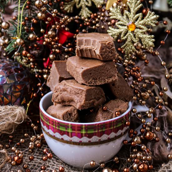 Gingerbread White Chocolate Fudge