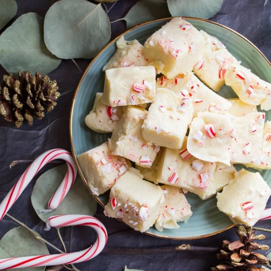 Peppermint White Chocolate Fudge
