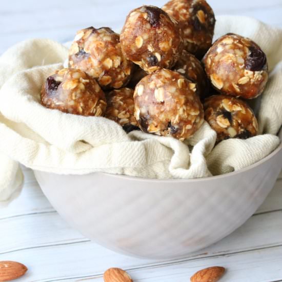 No Bake Cherry Vanilla Balls