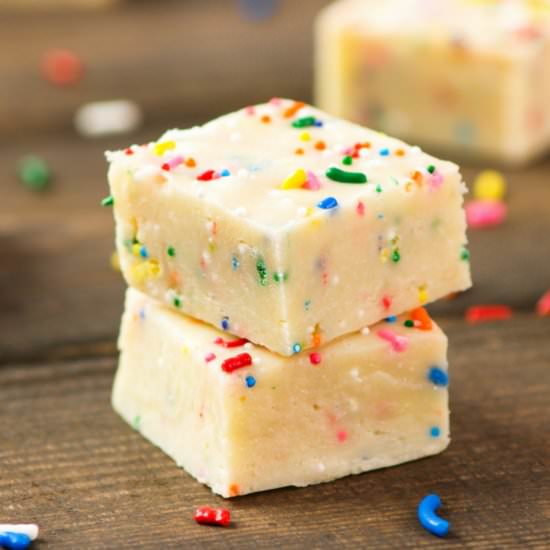 Easy Cake Batter Fudge