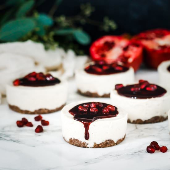 Vanilla Bean Mini Cheesecakes