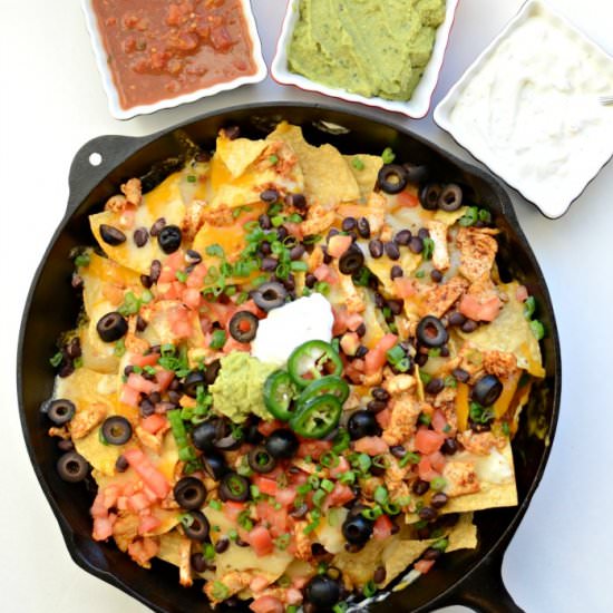 Easy Chicken Skillet Nachos