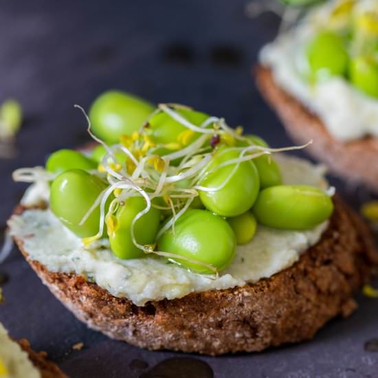 Crostini With Fava Beans and Mint