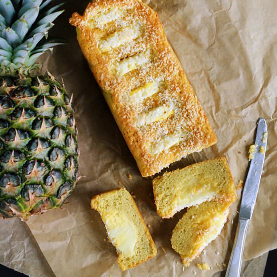 Coconut cake with pineapple