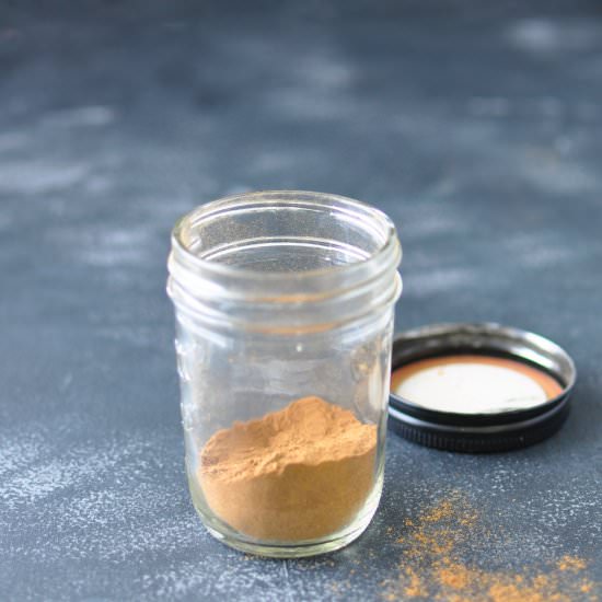 Easy Homemade Gingerbread Spice Mix