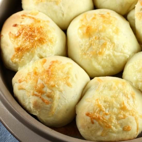White Cheddar Potato Rolls