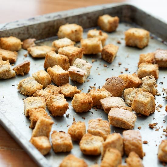 Easy Chive Croutons
