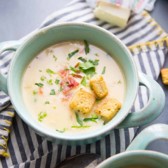 Beer Cheese and Macaroni Soup