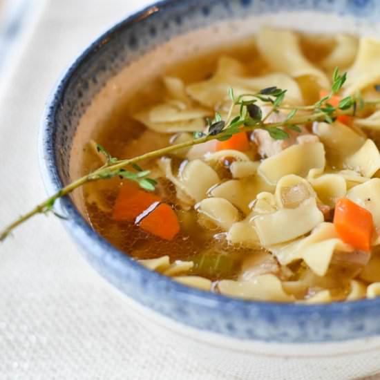 Easy SlowCooker Chicken Noodle Soup
