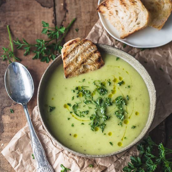 Vegan Potato Leek Soup