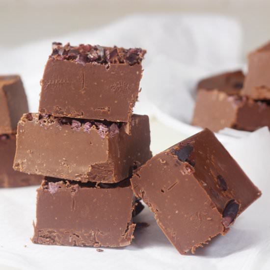 2-Ingredient Dark Chocolate Fudge