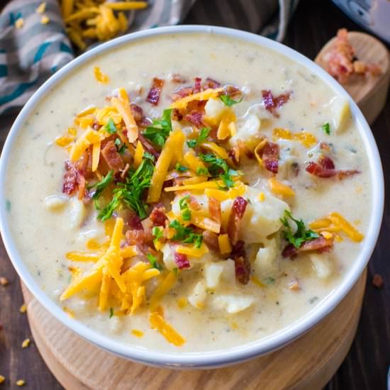 Slow Cooker Baked Potato Soup