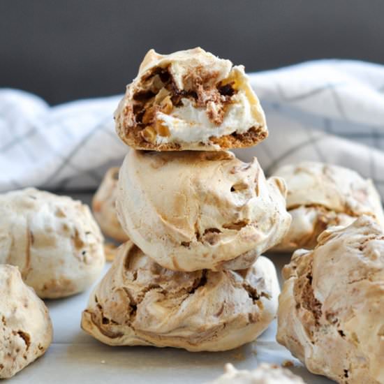 Nutella Hazelnut Meringues