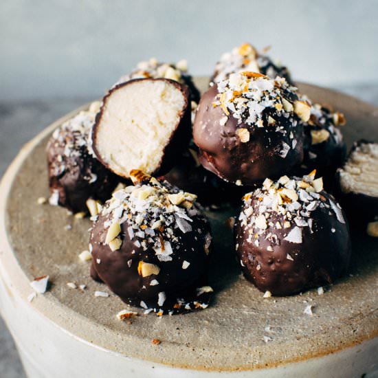 chocolate coconut bliss balls