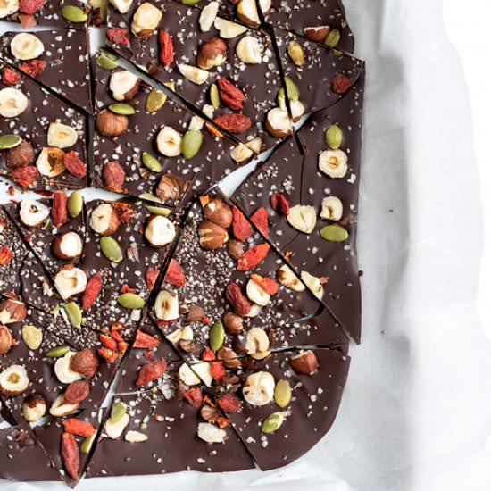 Superfood chocolate bark
