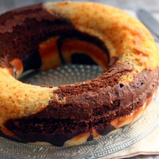 Chocolate and Vanilla Swirl Cake