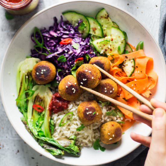 Vegan Asian meatball bowl