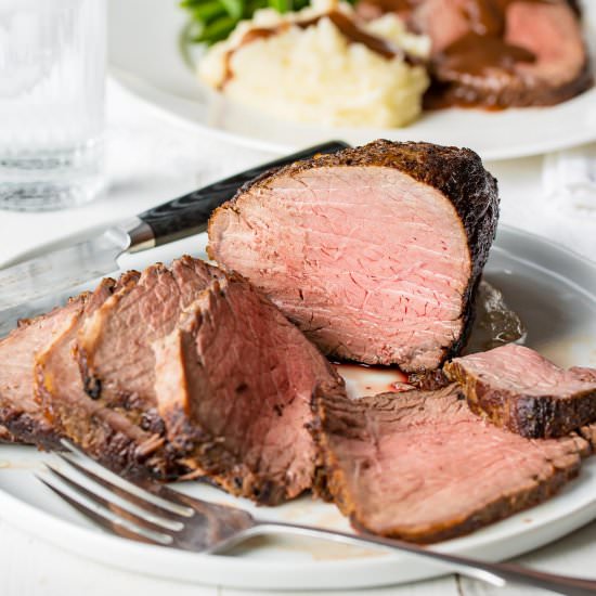 Classic Roast Beef & Gravy