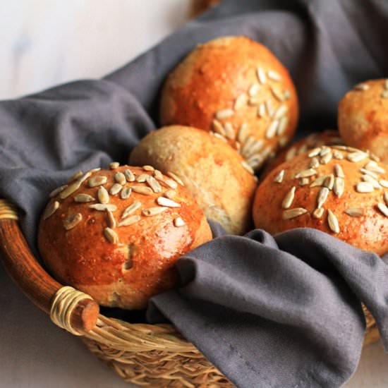 Whole Wheat Bread Rolls