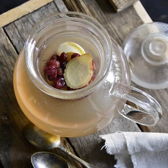 Honey-Apple Cranberry Ginger Tisane