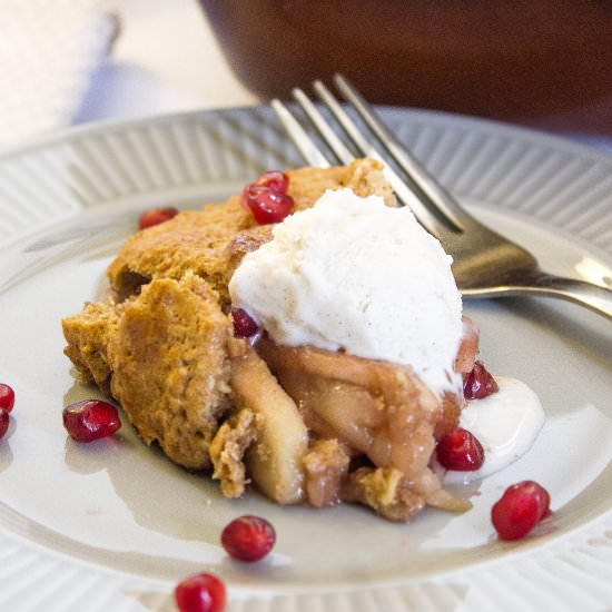 Healthy Pomegranate Apple Cobbler