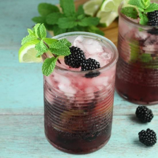 Easy Blackberry Mojitos