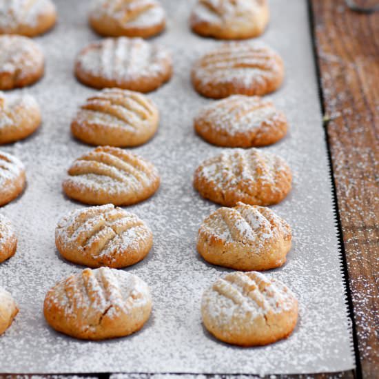 Butter Pecan Cookies