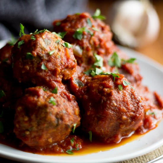 Easy Slow Cooker Meatballs