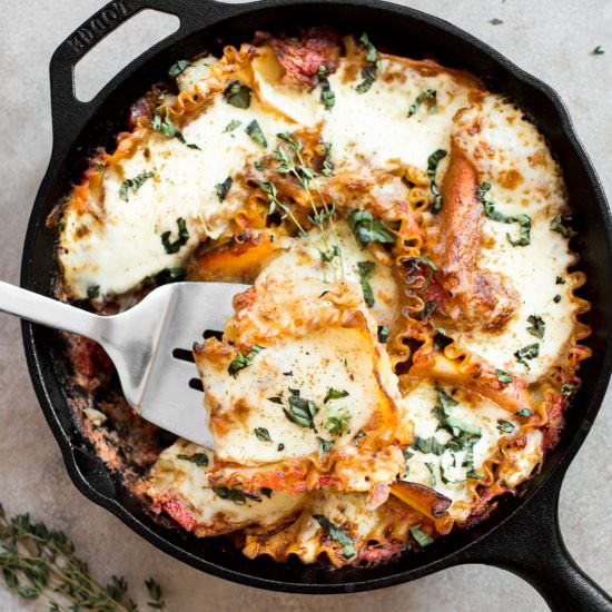 Healthy Caprese Skillet Lasagna