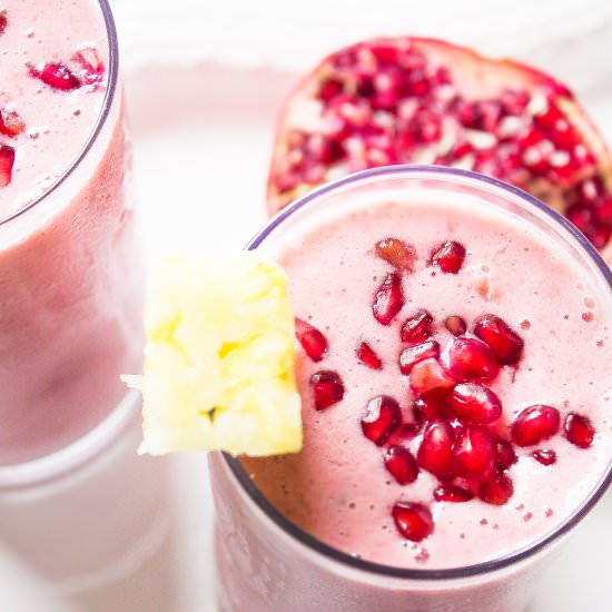 Creamy Pomegranate Power Smoothie
