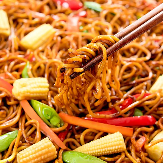 Sheet Pan Chow Mein