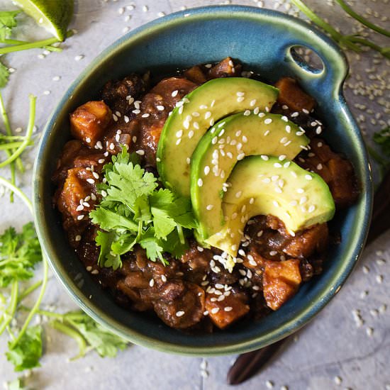Vegan Sweet Potato Bean Chilli