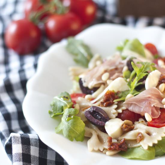 Mediterran pasta salad