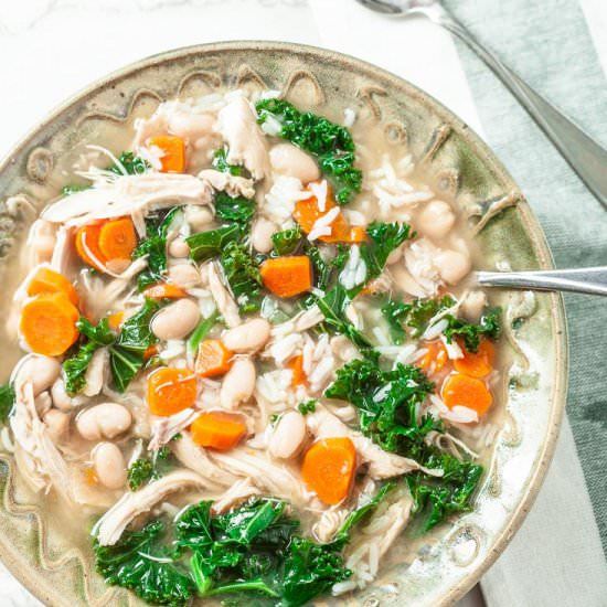 Chicken Kale White Bean Soup