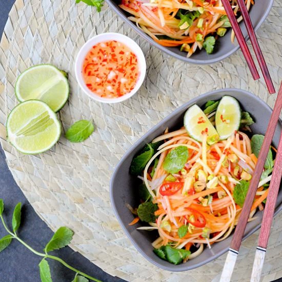 Vietnamese papaya salad