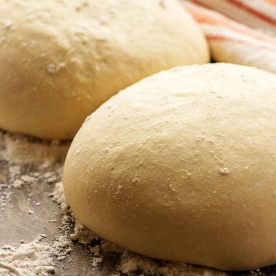 Easy Pizza Dough