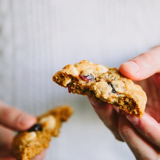 White Chocolate Oatmeal Cookies