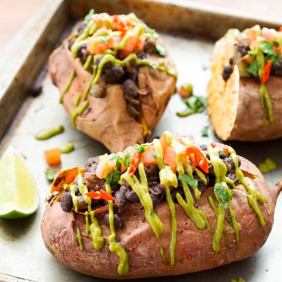 Blackbean-Stuffed Sweet Potatoes