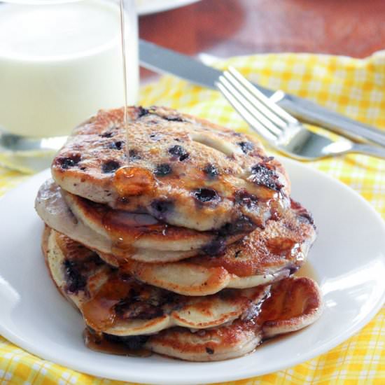 Healthy Yogurt Pancakes