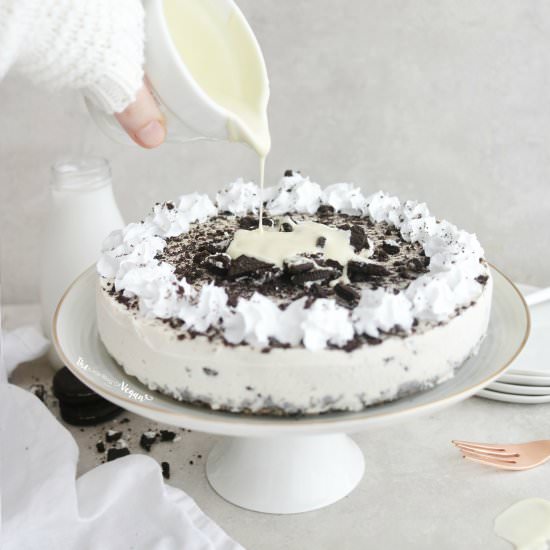 Cookie and cream cheesecake