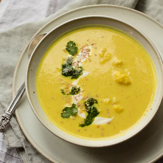 Golden Cauliflower Soup