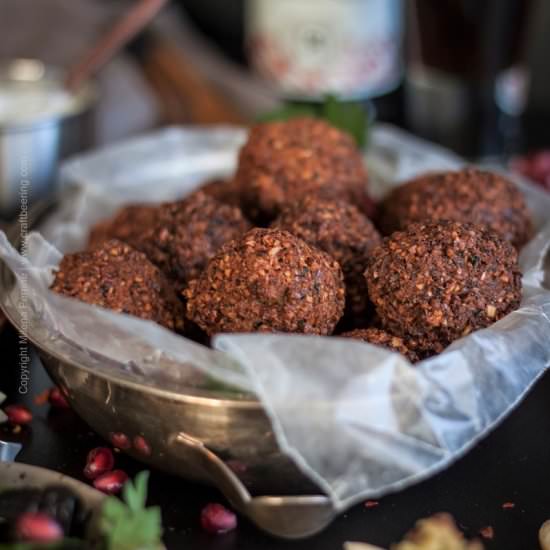 Falafel from Scratch (with Dunkel)