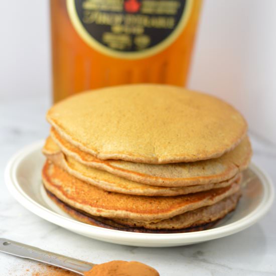 Whole Wheat Gingerbread Pancakes