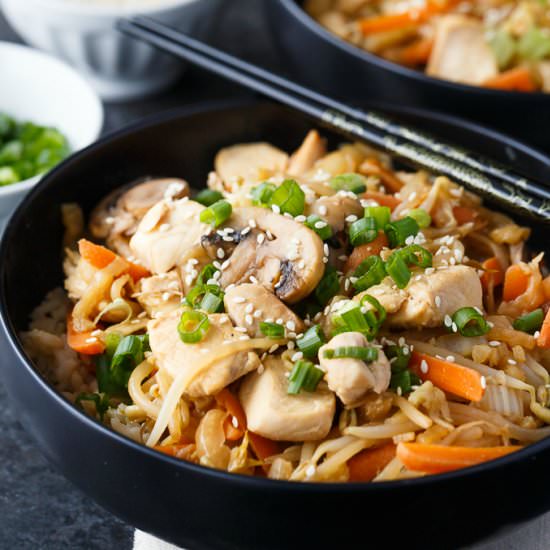 Cabbage & Chicken Stir-fry