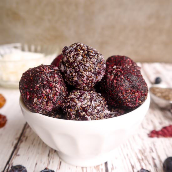 Blueberry Date Energy Balls