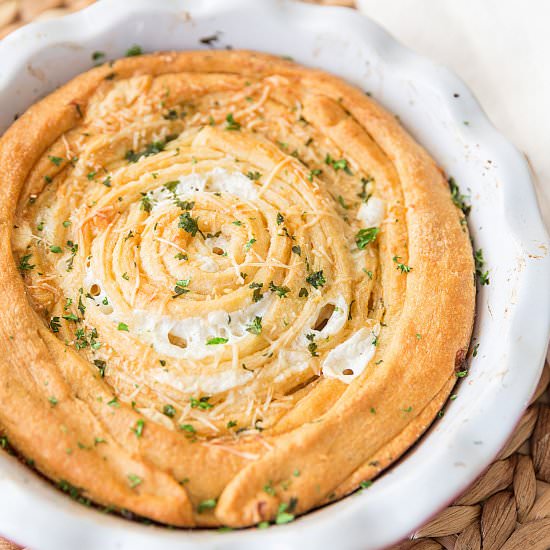 Garlic Cheese Crescent Swirl