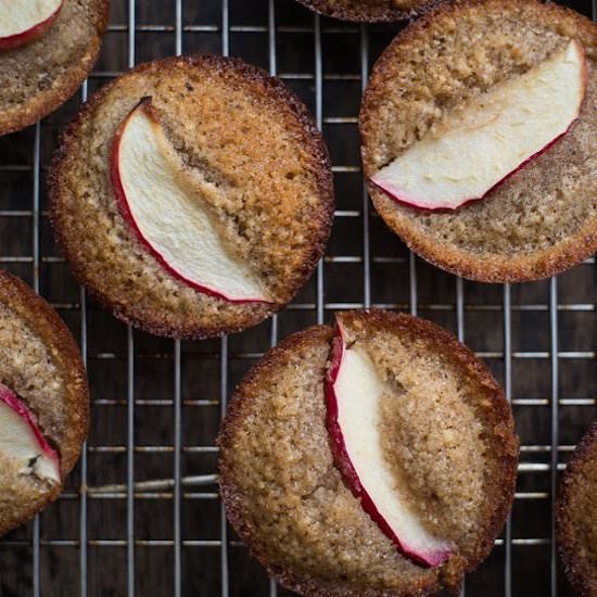 apple & hazelnut financiers