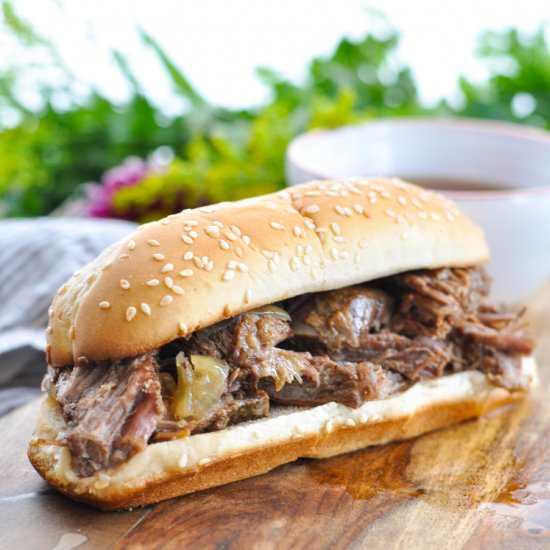 Slow Cooker French Dip Sandwiches